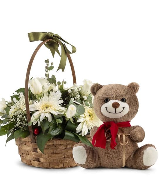 Beyaz Sevgi Ayıcıklı Çiçek Sepeti